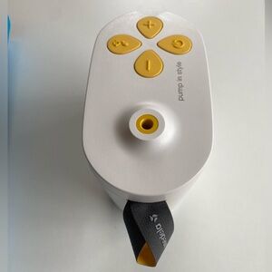 Pump in Style Medela motor with plug